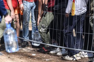Pasieniečiai apgręžė 29 neteisėtai į Lietuvą bandžiusius patekti migrantus