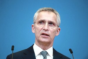 J. Stoltenbergas paragino Turkiją ir Graikiją spręsti savo nesutarimus