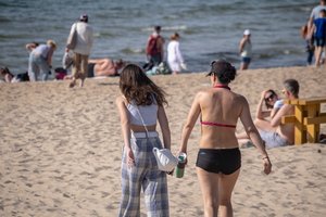 Skelbia, kad Lietuvos pajūryje aptiktos žmogui mirtį nešančios bakterijos: štai, ką reikia žinoti