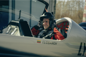 Ispanijos akrobatinio skraidymo čempionate skambės ir lietuvio pavardė