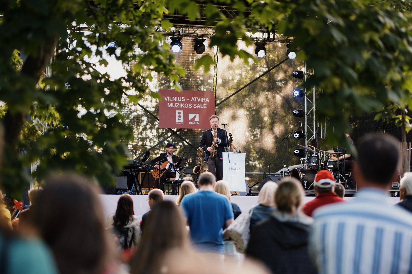 Vilniaus gyvenamųjų rajonų kiemuose skamba muzika.<br> Organizatorių nuotr.
