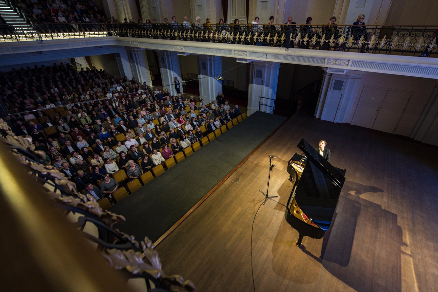 Birželio 15 d. Lietuvos nacionalinės filharmonijos Didžiojoje salėje įvyko koncertas „Bacho apoteozė. Andrius Žlabys“.<br>D.Matvejevo nuotr.