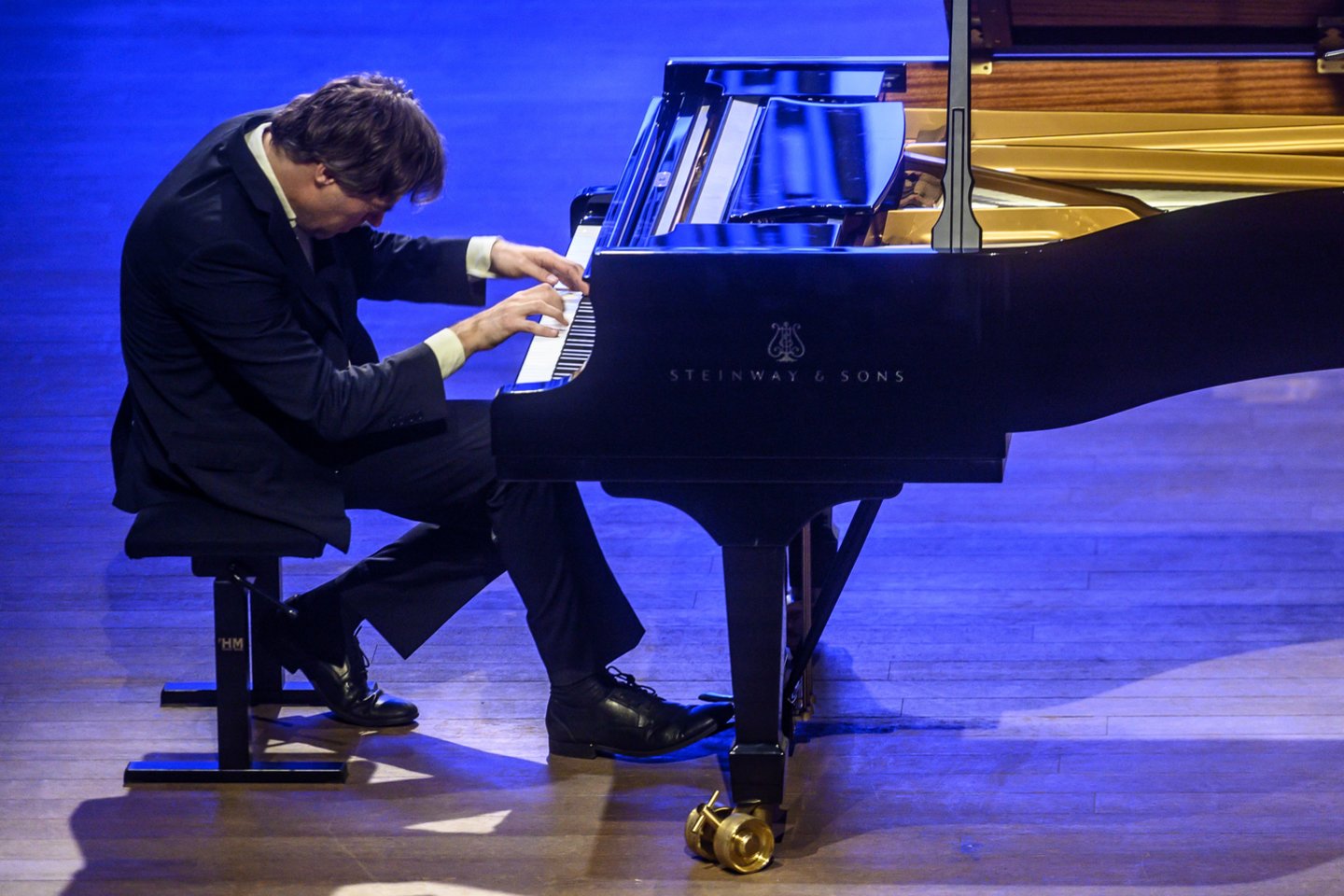 Birželio 15 d. Lietuvos nacionalinės filharmonijos Didžiojoje salėje įvyko koncertas „Bacho apoteozė. Andrius Žlabys“.<br>D.Matvejevo nuotr.