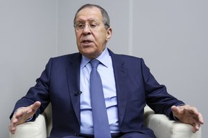 S. Lavrovo kliedesiai pribloškė BBC žurnalistą: neigė, kad užpuolė Ukrainą ir tikino – Rusija nesigėdija to, kas yra