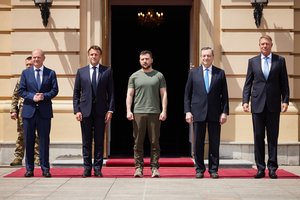 E. Macronas, O. Scholzas, M. Draghi po vizito Kijeve sugrįžo į Lenkiją
