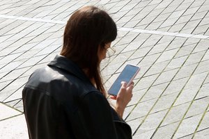 Kai daugumai išlaidos mažės, vieno mobiliojo ryšio operatoriaus klientai keliaudami mokės brangiau