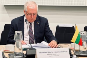 A. Anušauskas susitikime su JAV gynybos sekretoriumi pabrėžė NATO svarbą rytiniame parkraštyje