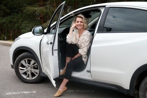 Desertinės savininkė L. Rimgailė net prisikrovusi tortų vairuoja drąsiai: kai kam tai – raketų mokslas