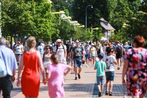 Ukrainietė pajūryje rado neužpildytą nišą ir jau įkūrė savo verslą – šių darbuotojų itin stinga