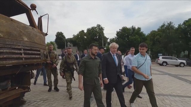 Dar vienas JK premjero B. Johnsono vizitas Kyjive: V. Zelenskis gyrė ryžtingą paramą šaliai