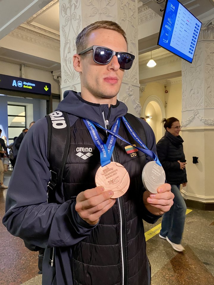  Edgaras Matakas atvežė pasaulio čempionato medalius į Lietuvą<br> Parateam.lt nuotr.