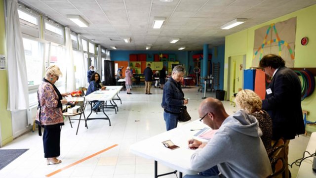 Prancūzijoje vyksta antrasis parlamento rinkimų turas: prognozuojamas mažas rinkėjų aktyvumas