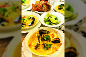 Azijietiška sriuba su jūrų gėrybėmis: receptas, kurį pamėgo visa šeima