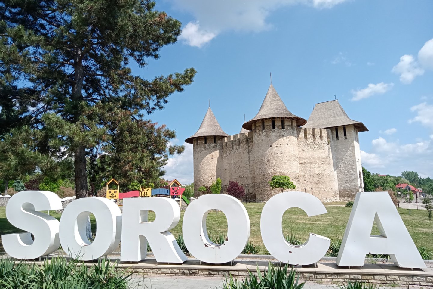 Sorokų pilis yra vienintelė išlikusi nesugriauta viduramžių pilis Moldovoje.<br>E.Butrimo nuotr.