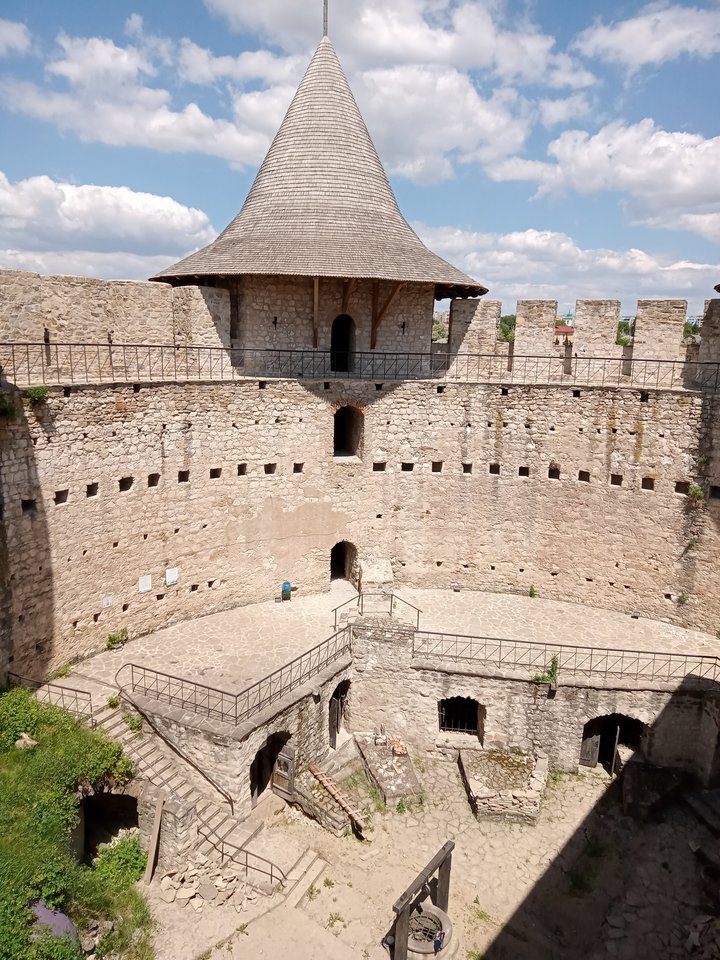 Sorokų pilis yra vienintelė išlikusi nesugriauta viduramžių pilis Moldovoje.<br>E.Butrimo nuotr.