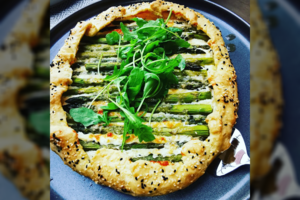 Smidrų ir sūrio tarta: tobulas kepinys, kuris pavyks net virtuvės naujokams