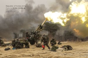 Dar neaišku, kaip klostysis, bet yra dar viena šalis, kuri galėtų paremti Ukrainą 155 mm haubicomis