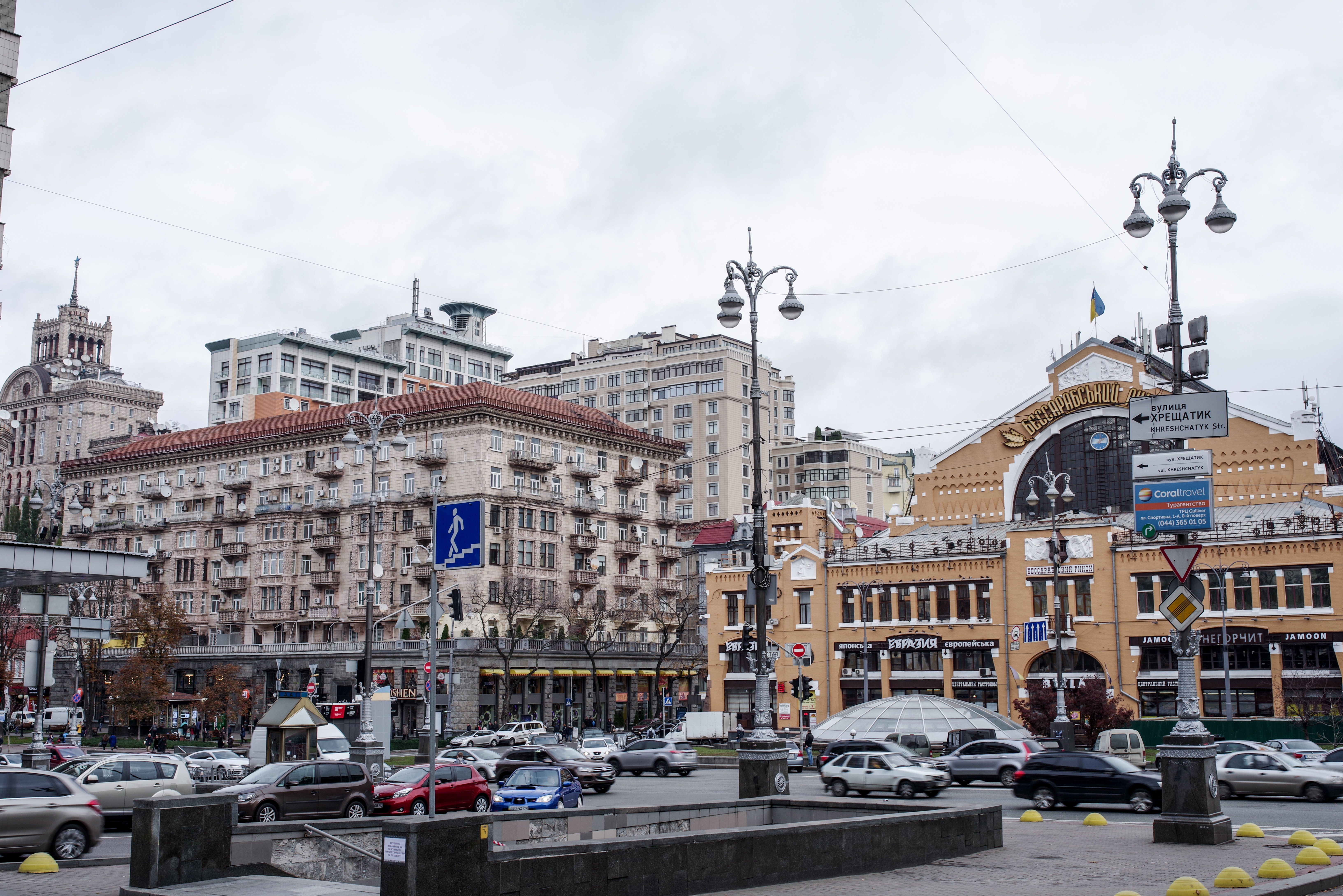 Kijevas – Ukrainos sostinė. Tai didžiausias milijoninis miestas, įsikūręs šiaurinėje šalies dalyje prie Dniepro upės bei septintas pagal dydį Europos žemyno miestas.V.Ščiavinsko nuotr.
