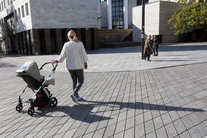 Aktualu tėvams: nuo liepos 1 d. šios išmokos didės