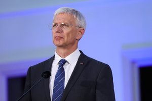 Latvijos premjeras: „Jei leisime V. Putinui mus šantažuoti, prarasime laisvę“