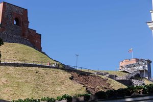 Nuslinkus nuošliaužai, Gedimino kalnas laikinai uždaromas lankytojams