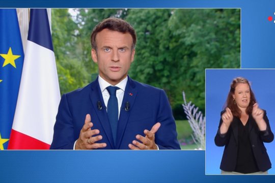 E. Macronas: opozicija pasirengusi bendradarbiauti „pagrindinėmis temomis“