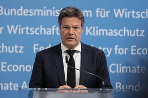 Vokietija dėl sumažėjusio dujų tiekimo aktyvavo pavojaus režimą: Rusija naudoja dujas „kaip ginklą“