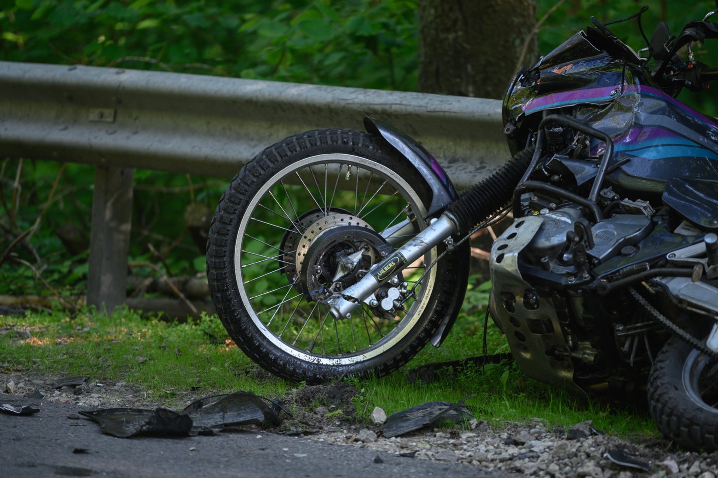  Girtas vairuotojas Vilniuje nutrenkė ir sunkiai sužalojo motociklininką.<br> V.Skaraičio nuotr.