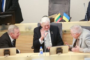 V. Adamkus abejonių dėl Kaliningrado tranzito neturi: mes laimėsime