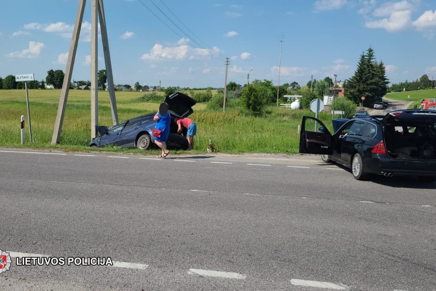 Per avariją greta Kalvarijos sužaloti keturi žmonės.<br> Lietuvos policijos nuotr. 