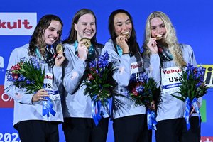 Pasaulio sporto savaitė: JAV plaukikų dominavimas ir auksinė „Avalanche“ lavina