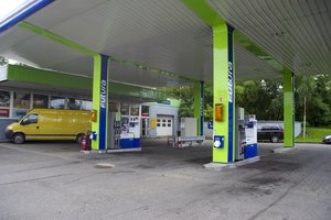 Štai ir atėjo laikas mažesnėms degalų kainoms: finansų analitikas atsakė, kiek jos kris