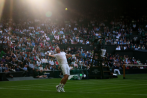 Savų tribūnų palaikomas Andy Murray pergalingai praėjo Vimbldono teniso turnyrą