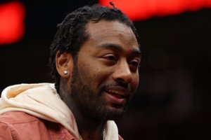 Hjustoną paliekantis J. Wallas keliasi į „Clippers“ gretas