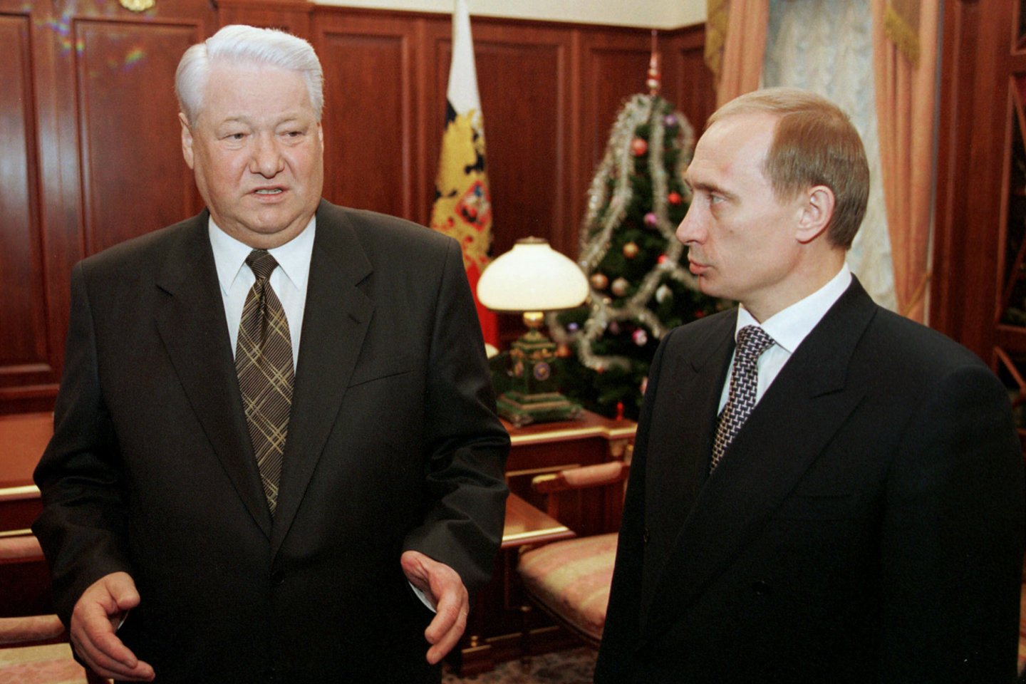 B. Jelcinas ir V. Putinas. 1999 m.<br>Reuters/Scanpix nuotr.