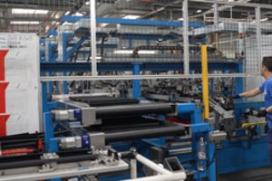 Automobilių pramonė niekaip neišbrenda iš krizės: štai kokį mašinų pasirinkimą turėsime ateityje