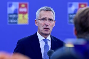 J. Stoltenbergas: Rusija kelia tiesioginę grėsmę NATO saugumui