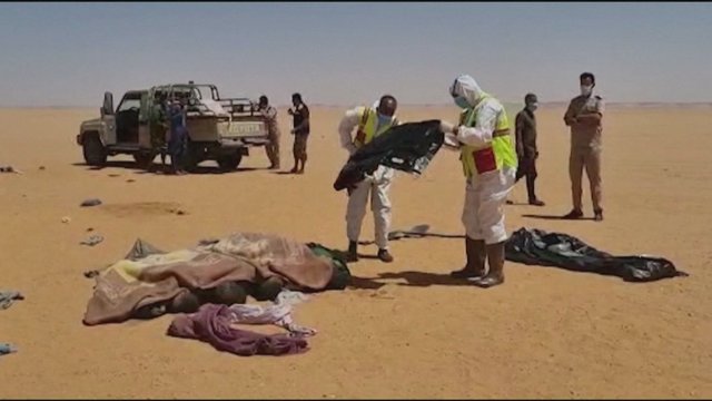 Kraupus radinys Libijos dykumoje: aptikti dvidešimties migrantų lavonai