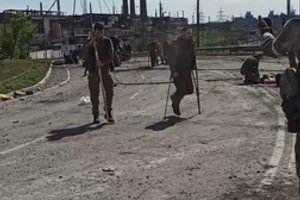 Karas Ukrainoje: per belaisvių mainus išlaisvinti 144 ukrainiečių kariai