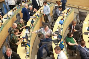 Opozicija grasina po kitų Seimo rinkimų atšaukti V. Landsbergiui suteiktą valstybės vadovo statusą  