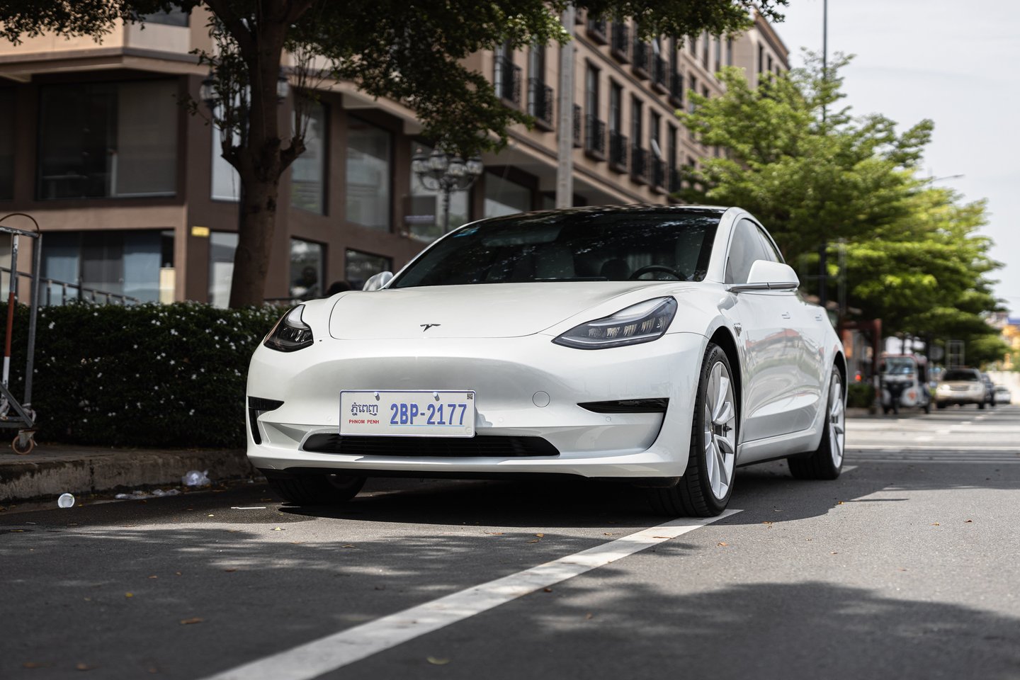 „Reuters“ naujienų agentūra skelbia, kad nuo liepos pirmos Kinijos valdžia dviem mėnesiams uždraus visiems „Tesla“ automobiliams įvažiuoti į Baidahe miesto teritoriją.<br>www.unsplash.com nuotr.