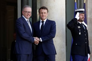 Australijos premjeras giria „naują pradžią“ santykiuose su Prancūzija
