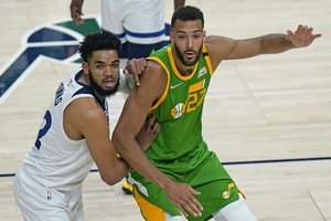 NBA lygą sudrebino mainai – R. Gobert'as išsiųstas į „Timberwolves“
