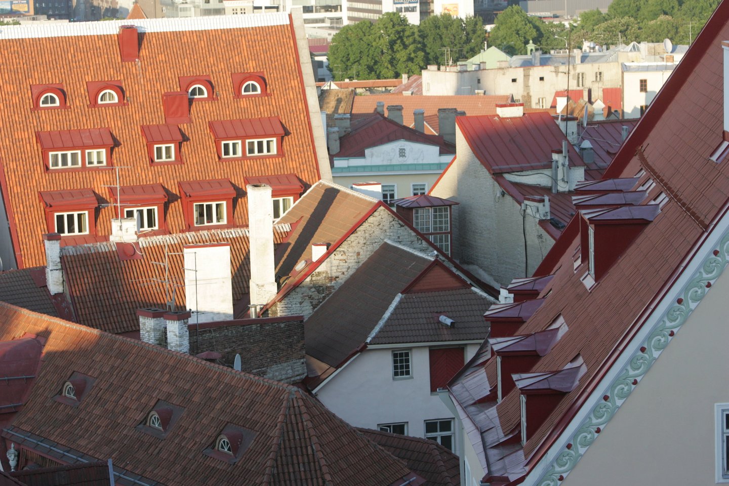 Butų Estijos sostinėje kvadratinio metro vidutinė kaina, patvirtinta pirkimo-pardavimo sandoriais, praėjusį mėnesį buvo 29,7 proc. didesnė nei pernai birželį – 2961 euras.<br>A.Barzdžiaus nuotr.