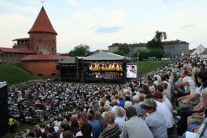 „Operetė Kauno pilyje“ sutiks šventes spalvingu renginių fejerverku