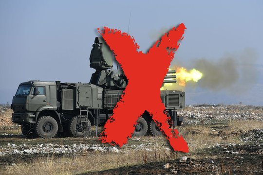  Donbaso stepėse ukrainiečių artileristai pamatė pagarsėjusį Rusijos priešlėktuvinį kompleksą „Pancir-1S“, o to rezultatas – vaizdo įraše.