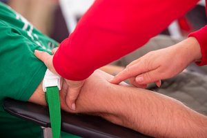 Kraujo poreikis atostogų neturi – kodėl itin svarbu aukoti kraujo ir vasarą?