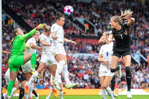 68 tūkst. sirgalių akivaizdoje – anglių pergalė Europos čempionato starte