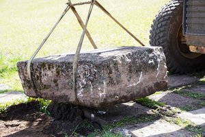 Gargžduose pradėti sovietinių paminklų demontavimo darbai