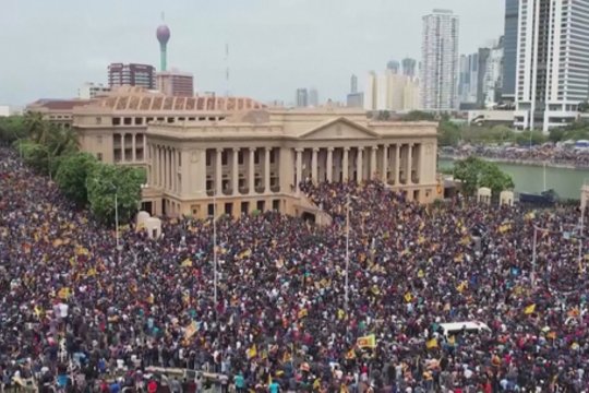Palikęs savo rezidenciją Šri Lankos prezidento pareiškimas: atsistatydins iš pareigų